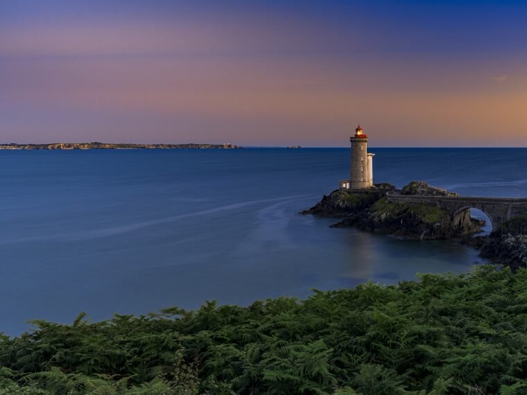 Ile trwa lot do Albanii z Polski
