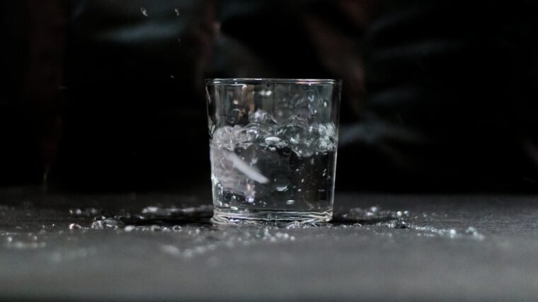 co daje picie wody z nasionami chia