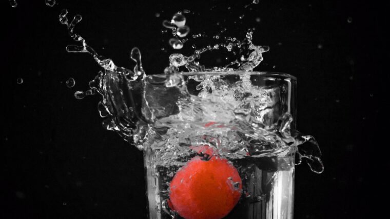 co daje picie wody z miodem