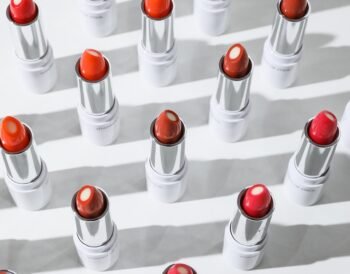 Jaki makijaż do cytrynowej sukienki