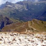 Jaki makijaż do wrzosowej sukienki