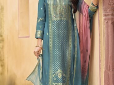 Jaki makijaż do złotej sukienki