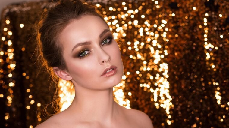 Jaki makijaż do morelowej sukienki